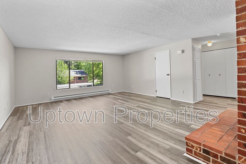 Updated Top Floor 2BR/1.5Bath + W/D Hookups property image