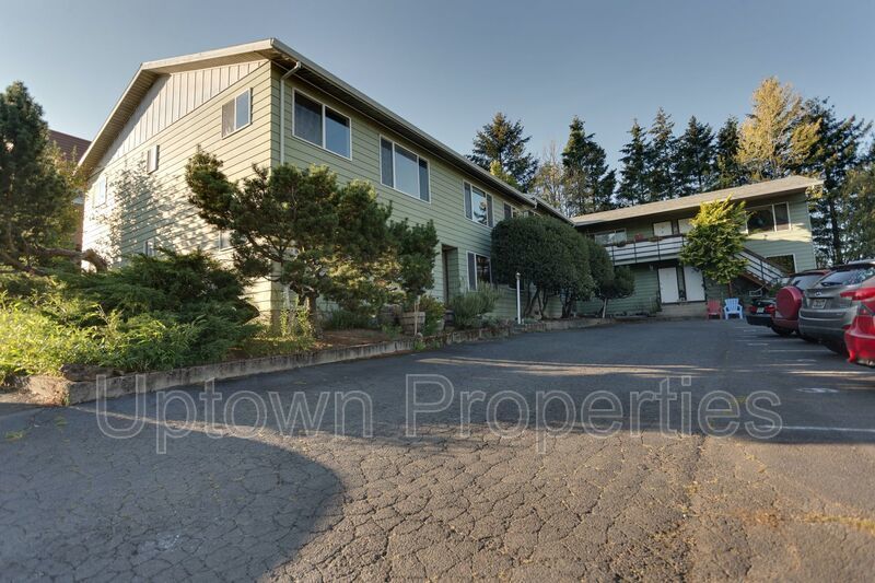 Top Floor 2BD/1BA with Mt. Hood Views in SW Portland + Off Street Parking + W/D On-Site property image