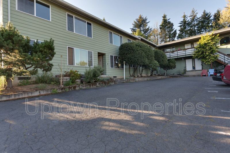 Top Floor 2BD/1BA with Mt. Hood Views in SW Portland + Off Street Parking + W/D On-Site property image