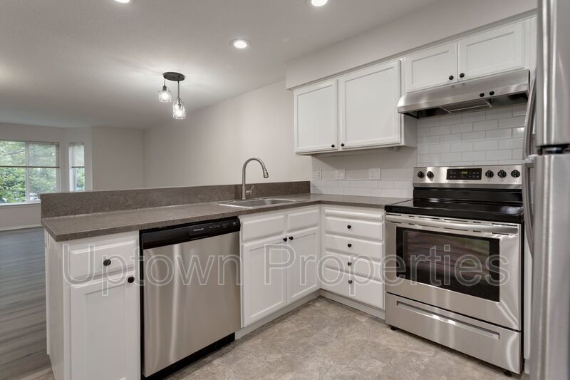 3-Story Corner Unit Townhome in Beaverton + W/D Included + 2 car garage + Private Patio + Bedrooms A/C Included property image