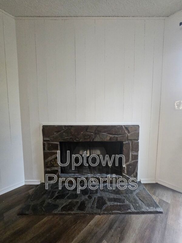 2BR/1.5BA Duplex Style Townhome+ Garage + W/D Included + Large Dogs Welcome! property image