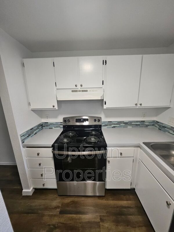 2BR/1.5BA Duplex Style Townhome+ Garage + W/D Included + Large Dogs Welcome! property image