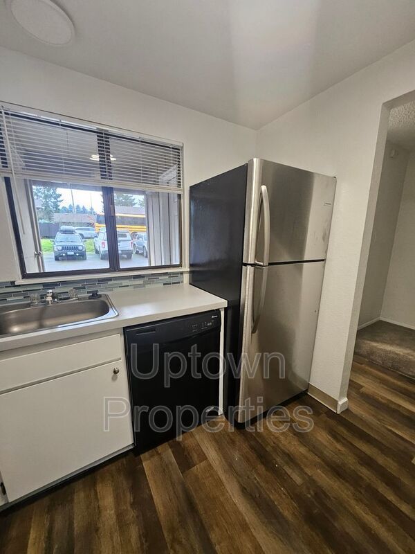 2BR/1.5BA Duplex Style Townhome+ Garage + W/D Included + Large Dogs Welcome! property image