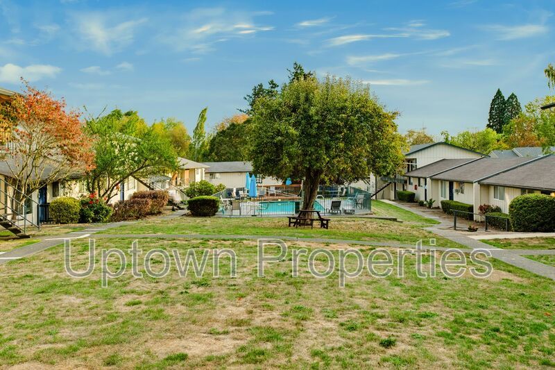 FURNISHED 3 bed 1 bath + Short Term Options Available + Laundry Onsite property image