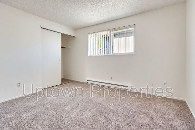 2BR/1BTH Townhouse + Private Patio + Laundry On Site + 1 MONTH FREE RENT + $500 Deposit OAC property image