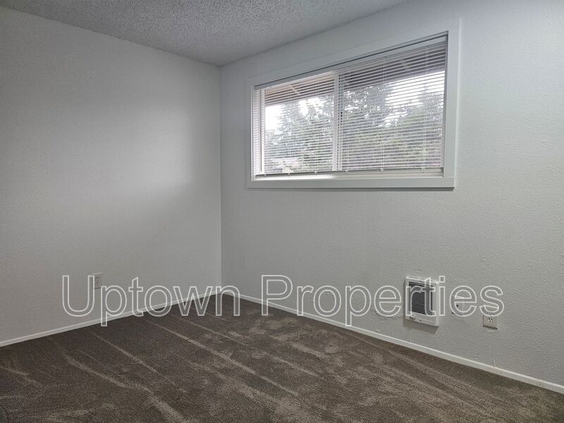 2BR/1.5BA Duplex Style Townhome+ Garage + W/D Included + Large Dogs Welcome! property image