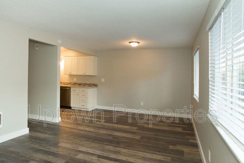 Charming 2BD/1BTH + W/D In Unit + Updated Kitchen property image
