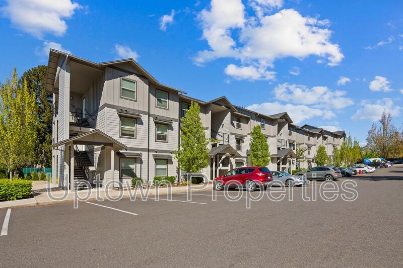 Mid-March Move-In for this Modern 1BD/1BTH 2nd floor apartment property image