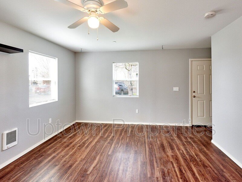 Cozy Studio in NE Portland – Great Location property image