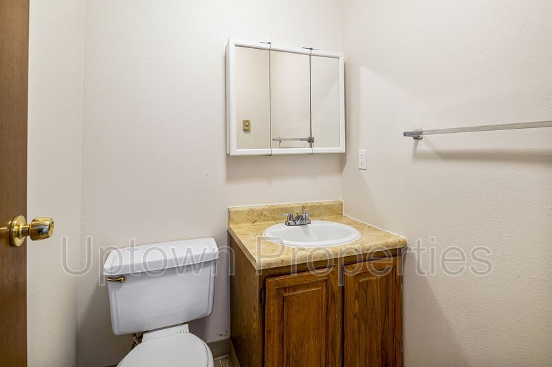 2BR/1.5BATH Apartment in Beaverton! **50% OFF First month's rent! property image
