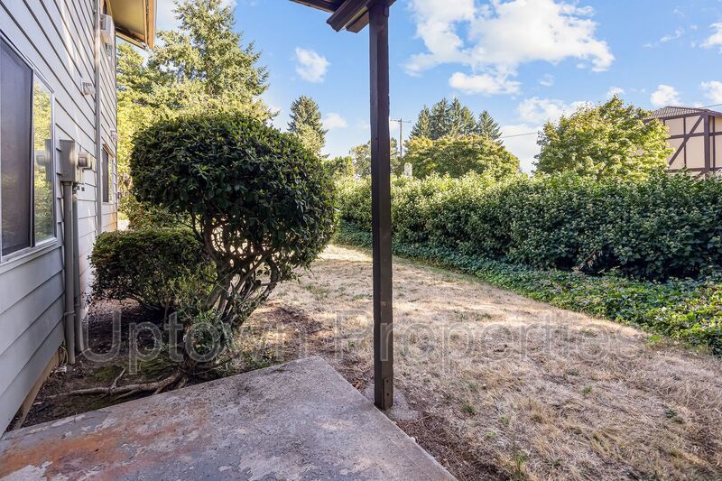 2BR/1.5BATH Apartment in Beaverton! **50% OFF First month's rent! property image