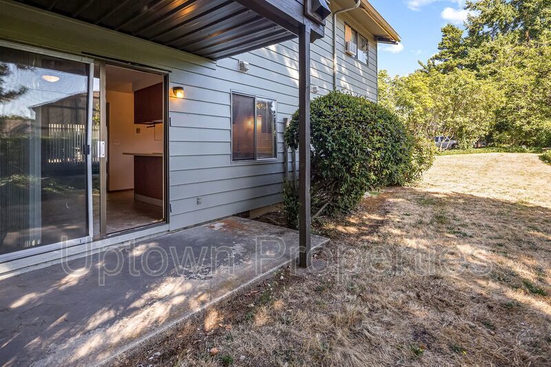 2BR/1.5BATH Apartment in Beaverton! **50% OFF First month's rent! property image