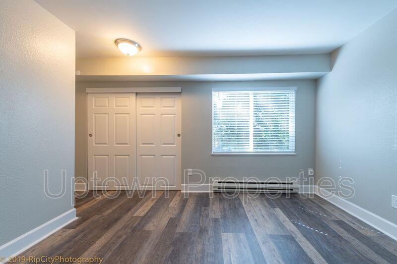 Available 2BR/1.5BATH in Creekside! **50% OFF November's rent! property image