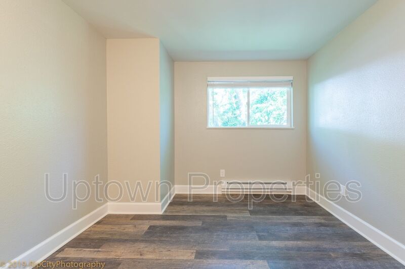 Available 2BR/1.5BATH in Creekside! **50% OFF November's rent! property image