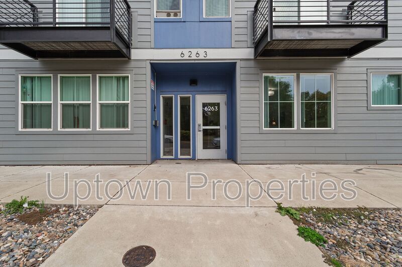 FREE First Month's Rent: Modern 1BD/1BTH apartment in Portland property image