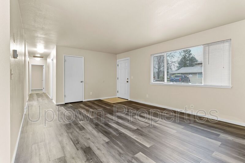 Available 2BR/1.5BATH Apartment in Beaverton close to Nike and Intel! property image