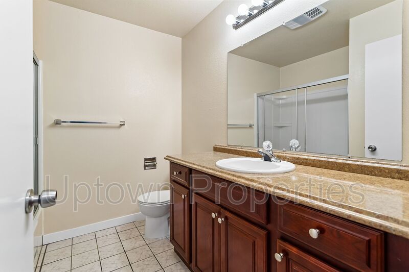 Available 2BR/1.5BATH Apartment in Beaverton close to Nike and Intel! property image