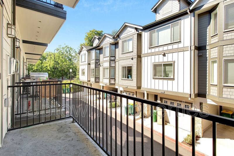 Available 2BR/2.5BATH Townhome with Garage and extra parking! property image