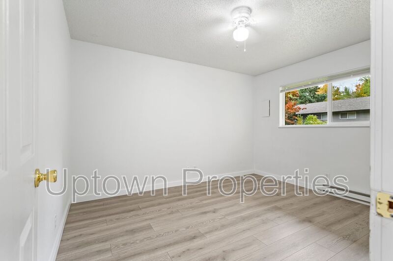 Charming SW Portland Living with Easy City Access property image