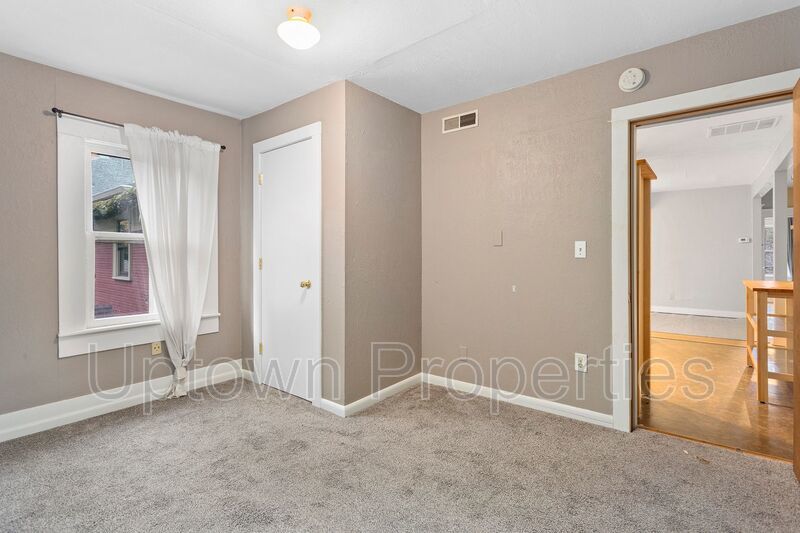 Charming 2-Bedroom Home in the Heart of SE Portland! property image
