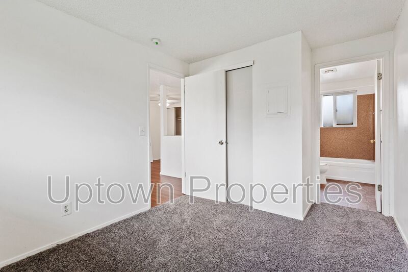**Holiday Special** Rare 1BR Value! Near Top Schools, Shopping & Transit. property image
