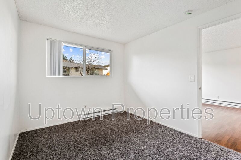 **Holiday Special** Rare 1BR Value! Near Top Schools, Shopping & Transit. property image