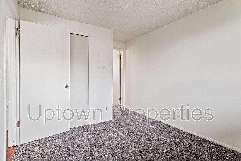 **Holiday Special** Rare 1BR Value! Near Top Schools, Shopping & Transit. property image