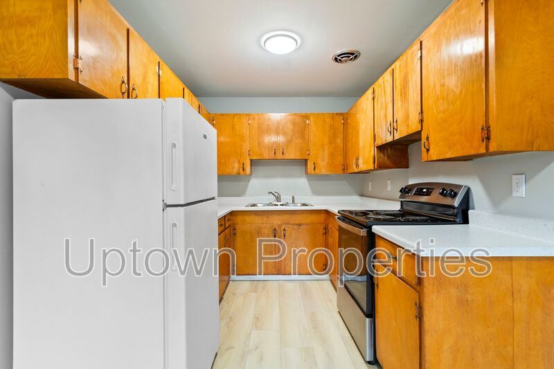 Cozy 2BD/1BTH Ground-level Apartment in Gabriel Terrace property image