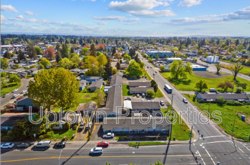 1BD/1BTH apartment in Midland Manor! property image