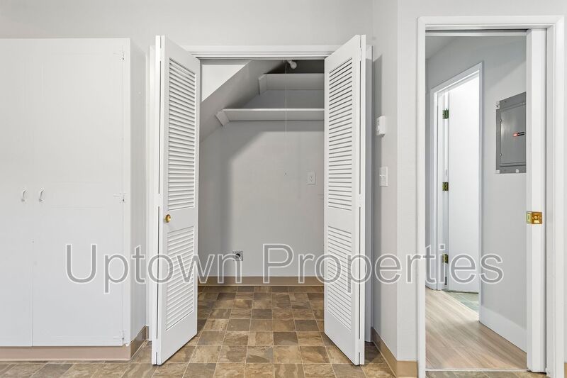 Cozy 2-Bedroom Home in Vancouver property image