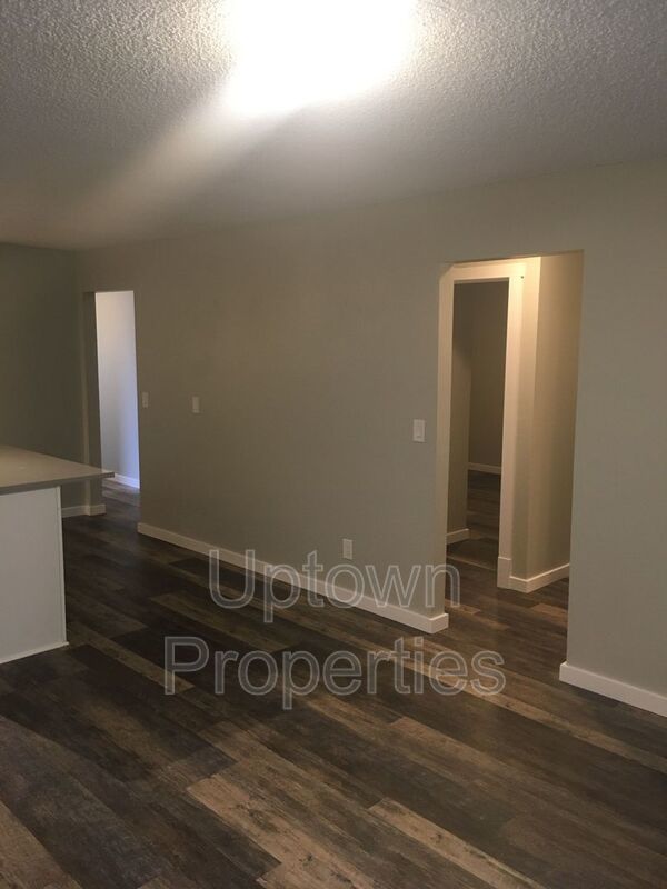 Spacious 3BD/2BTH with Garage and Fenced Yard property image