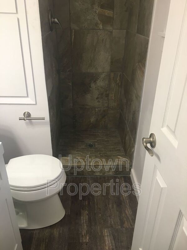 Spacious 3BD/2BTH with Garage and Fenced Yard property image